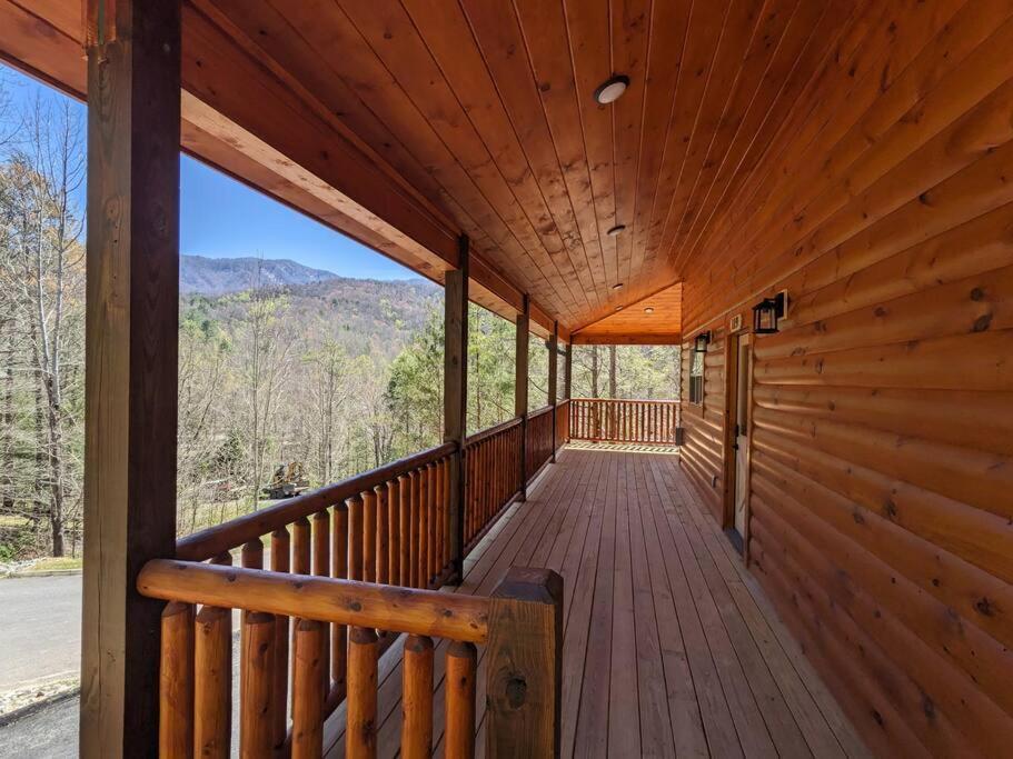 Baby Bear Den Villa Gatlinburg Ngoại thất bức ảnh