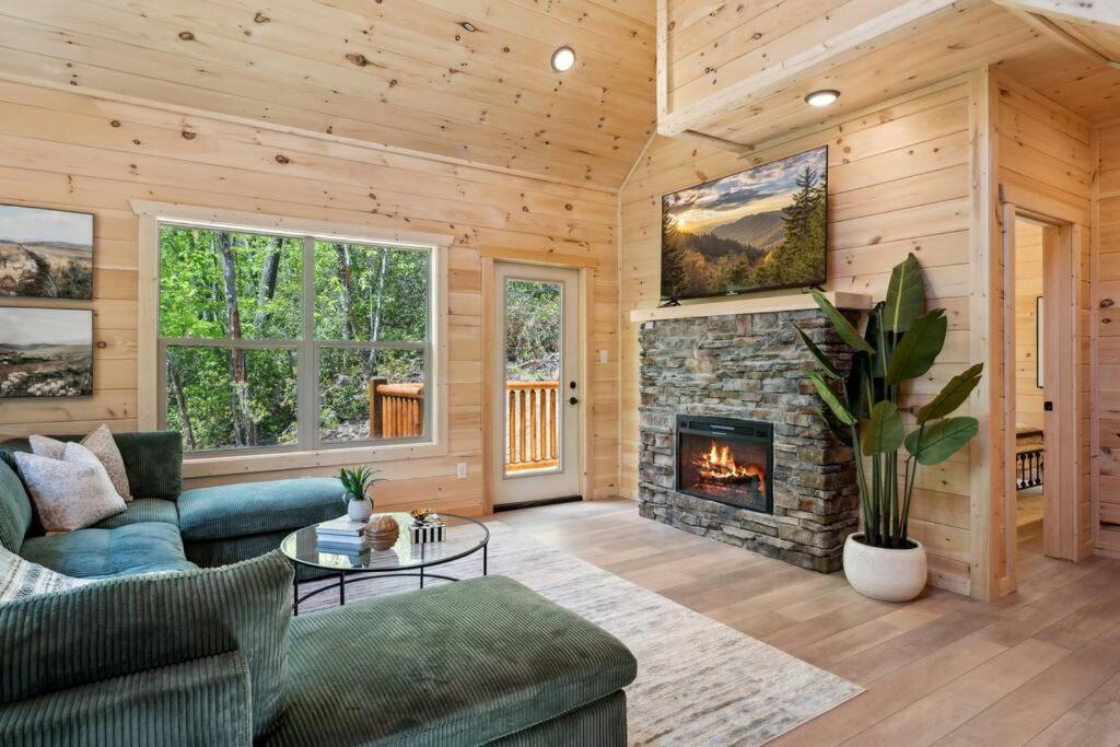 Baby Bear Den Villa Gatlinburg Ngoại thất bức ảnh