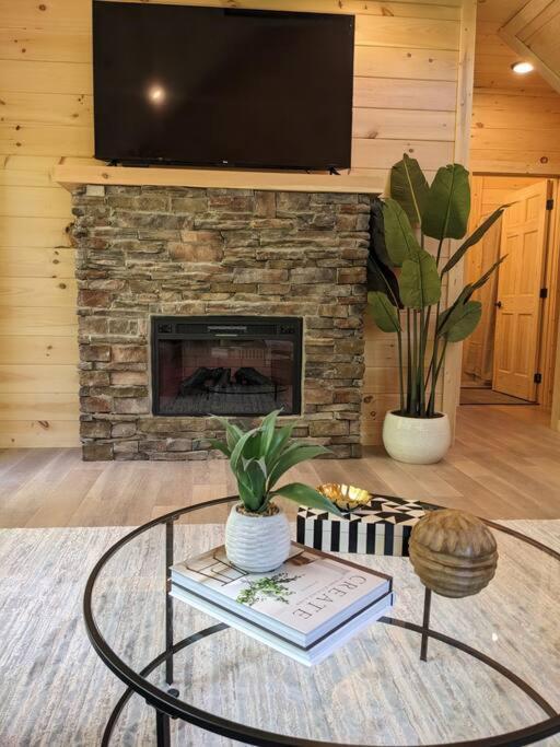 Baby Bear Den Villa Gatlinburg Ngoại thất bức ảnh